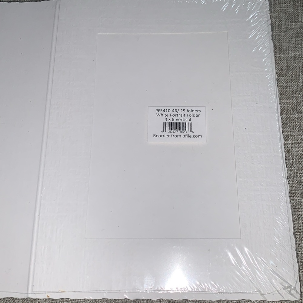 Portrait Folders (25 in a pack)
4 x 6 vertical
